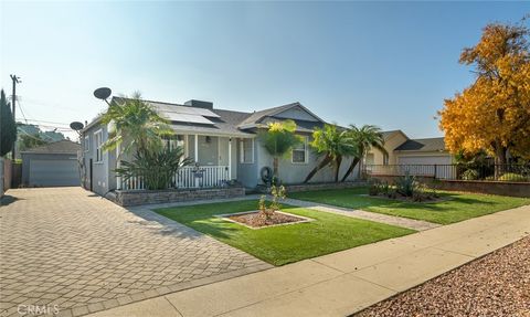 A home in Mission Hills (San Fernando)