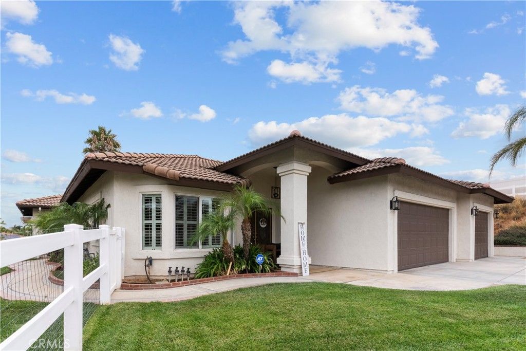 listing image 130720078108802673506