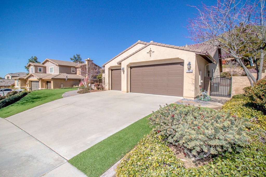 33868 Golden Crown Way