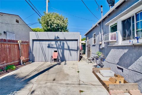 A home in Inglewood