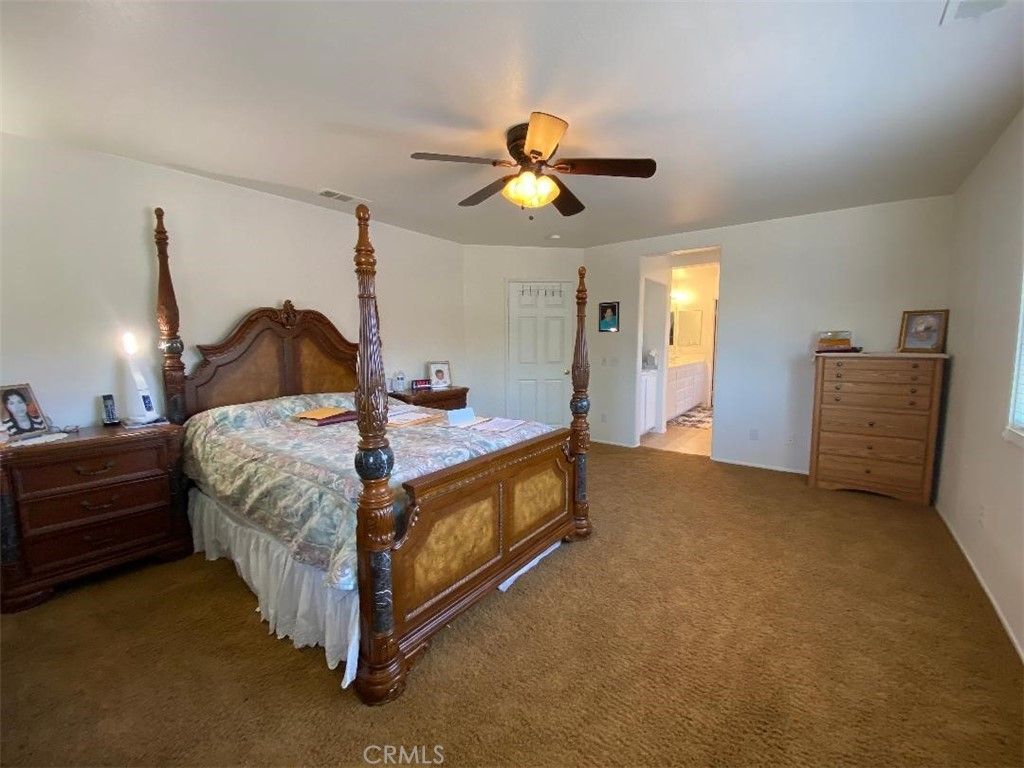 listing image 130729940482072708334