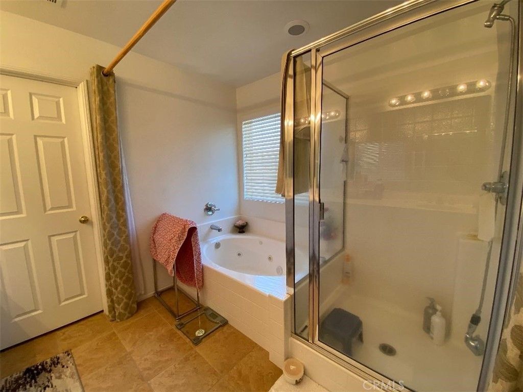 listing image 130720899099117258020