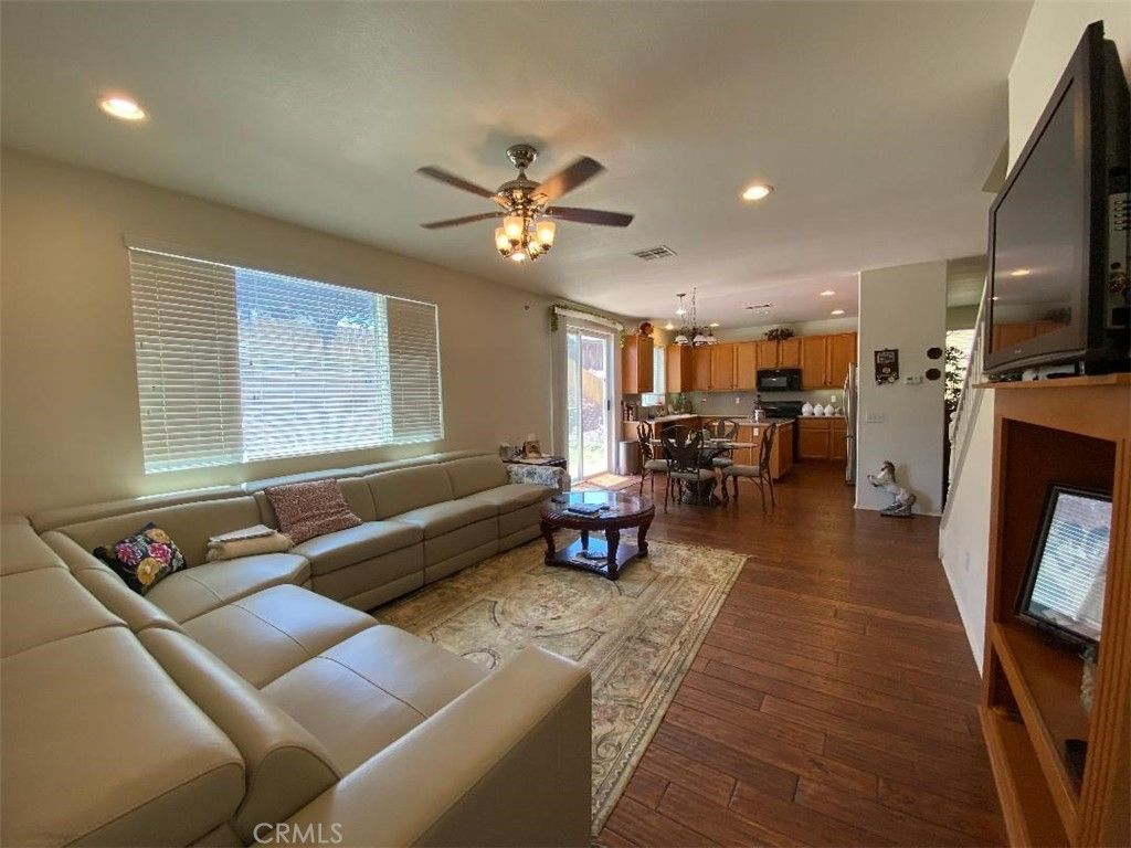 listing image 130728887118981766013