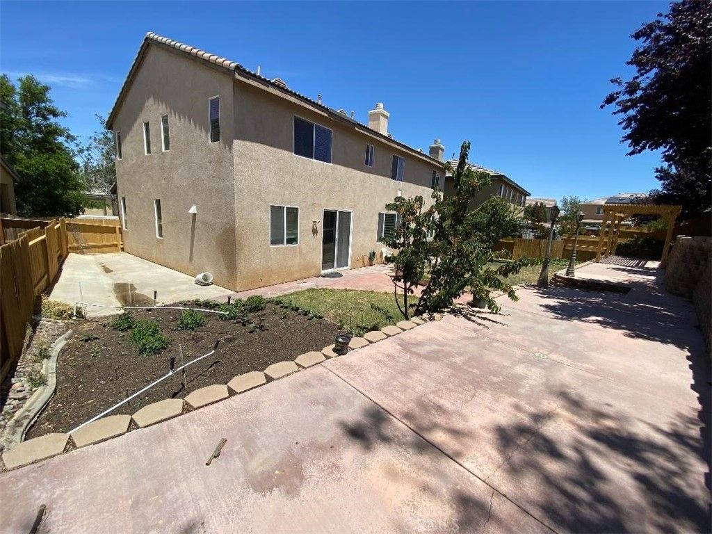listing image 130728625800240049758