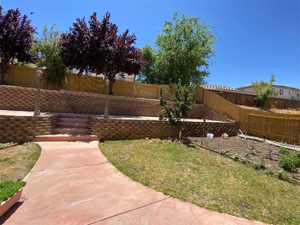 listing image 130729406061045659088
