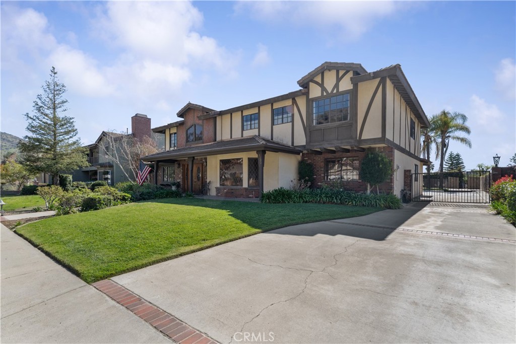 1200 Saga Street
