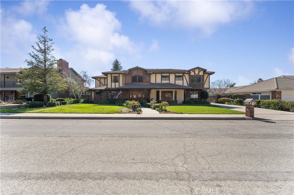 1200 Saga Street