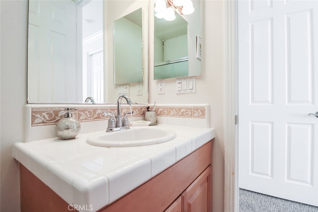 Novella (640) - Residential Lease