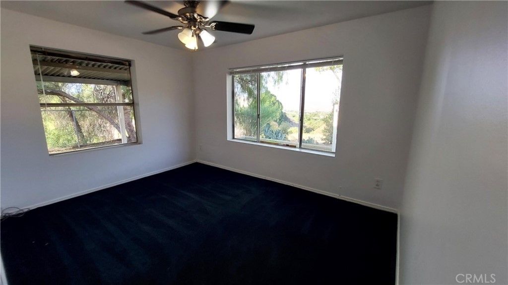 listing image 130727649103388964064