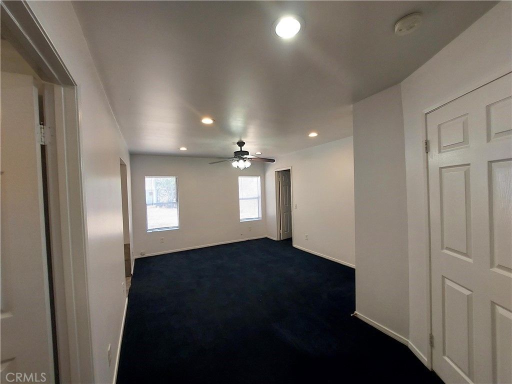 listing image 130723454310304478371