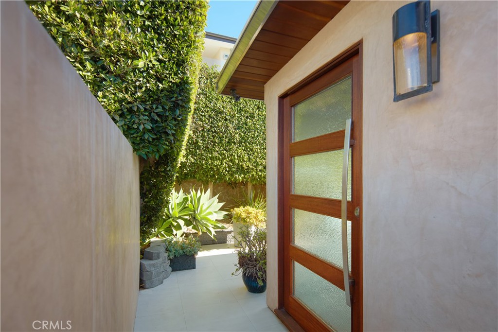 2680 Victoria Drive