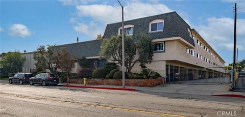 A home in Lomita