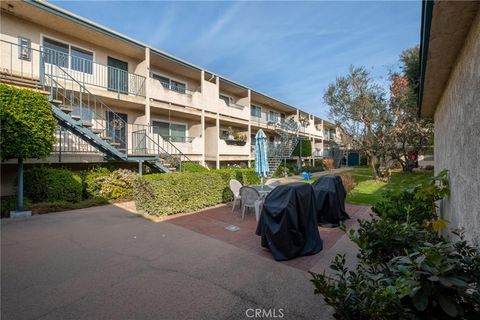 A home in Lomita