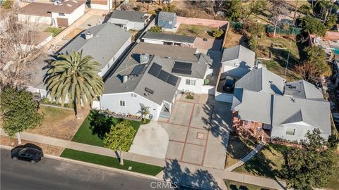 A home in Mission Hills (San Fernando)