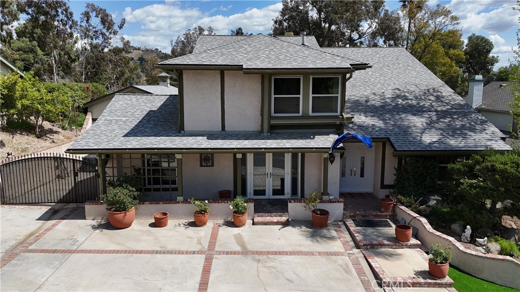 8356 Lakeside Drive