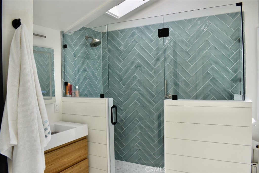 Beach Road Custom (BR) - Residential Lease