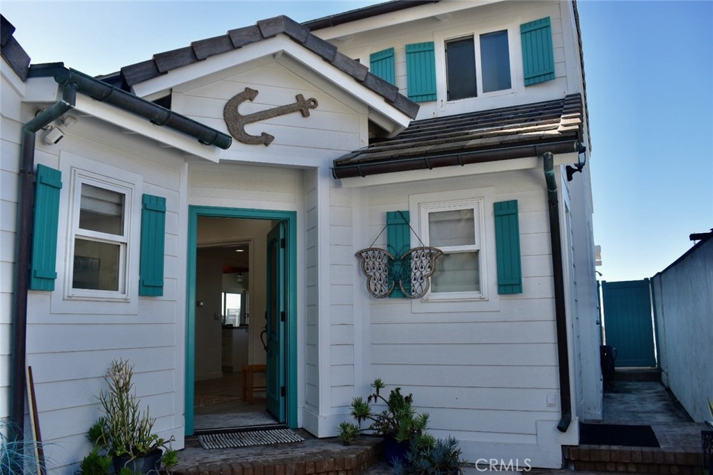Beach Road Custom (BR) - Residential Lease