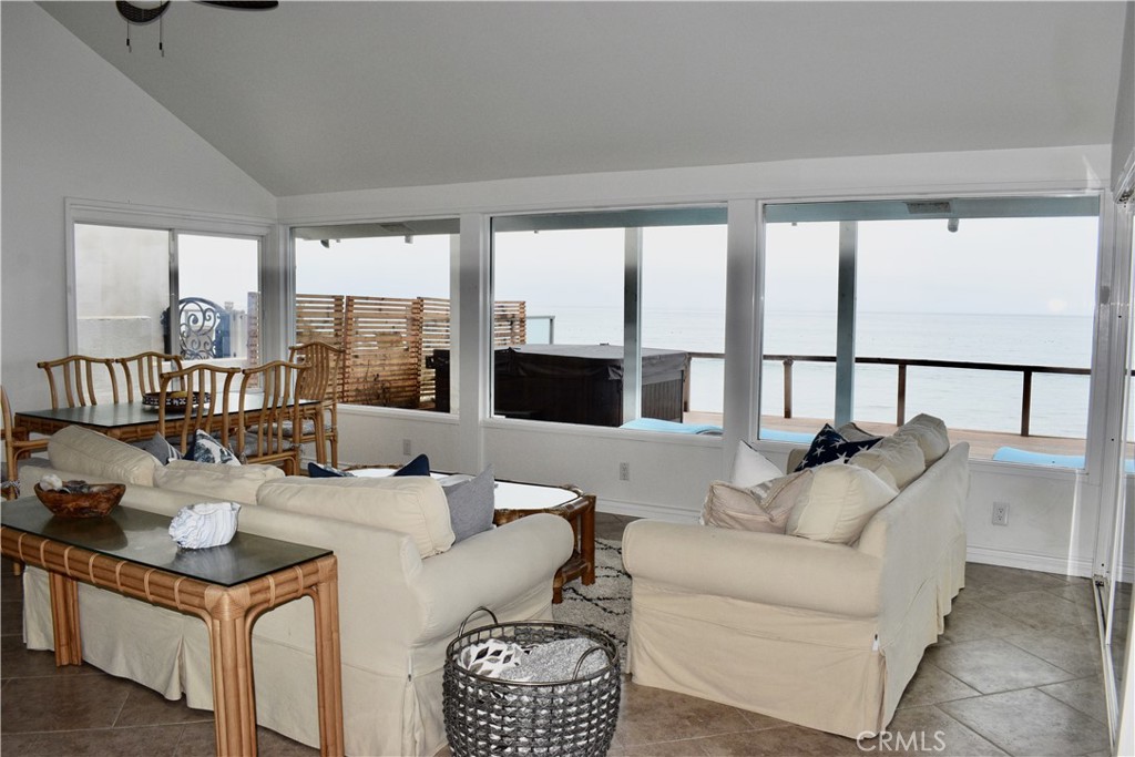 Beach Road Custom (BR) - Residential Lease