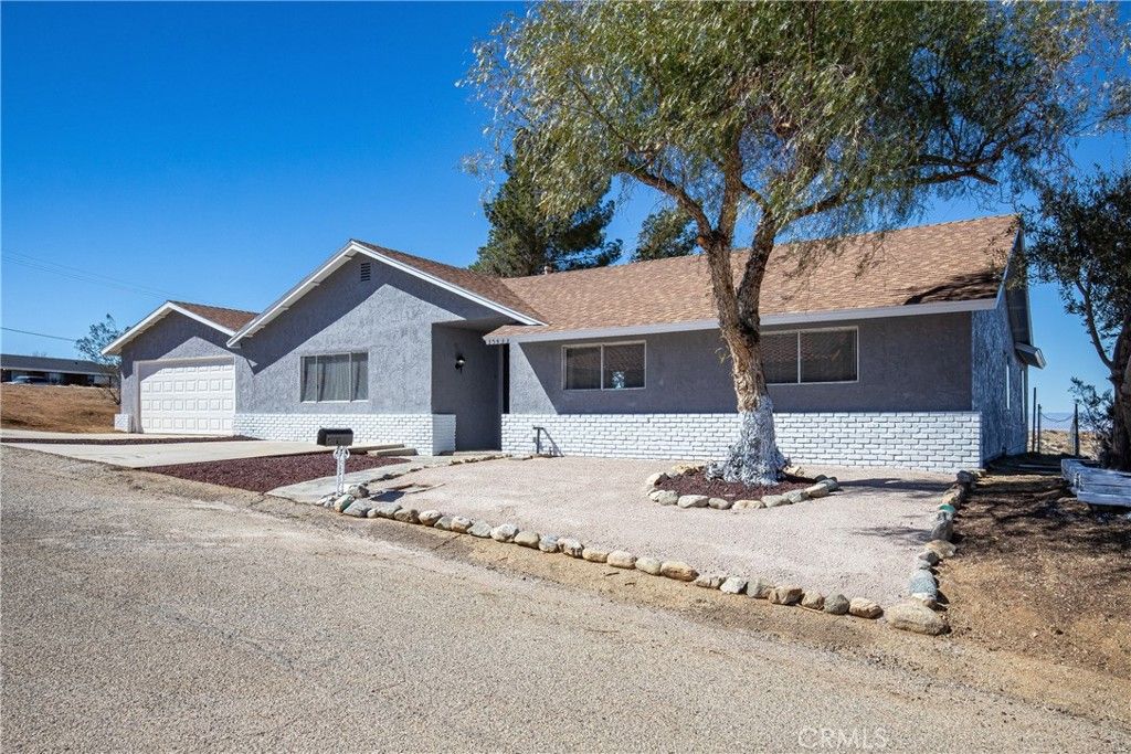 listing image 130720438398019015832