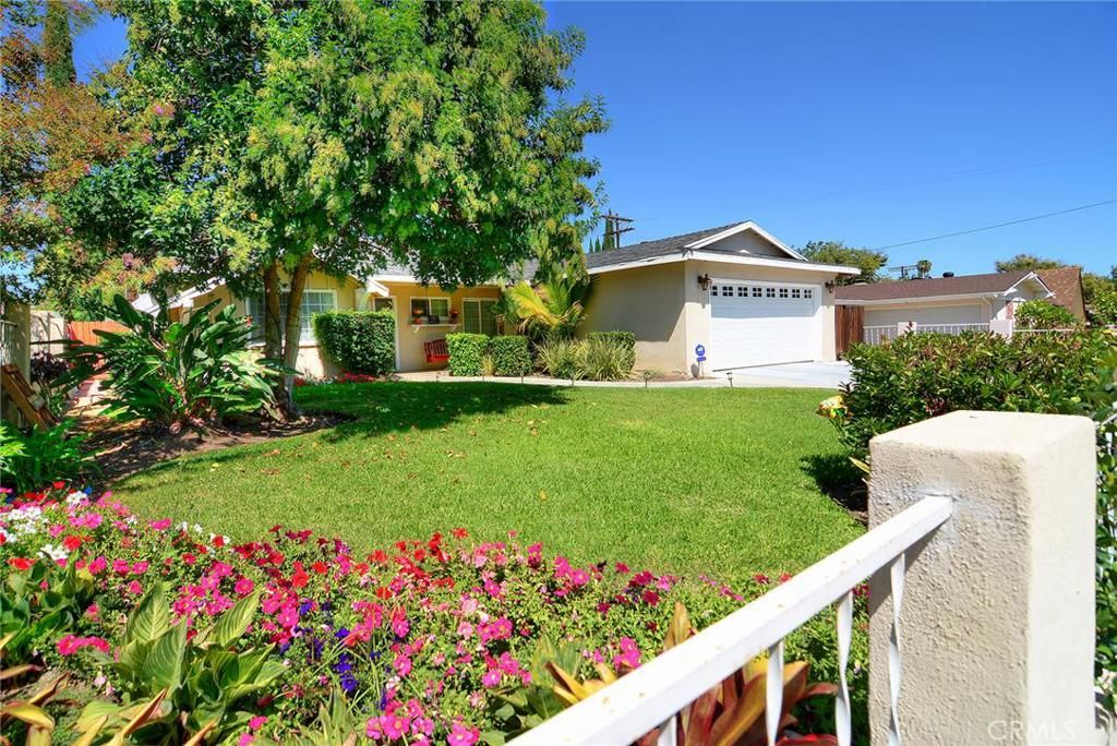 listing image 130722578442496080220