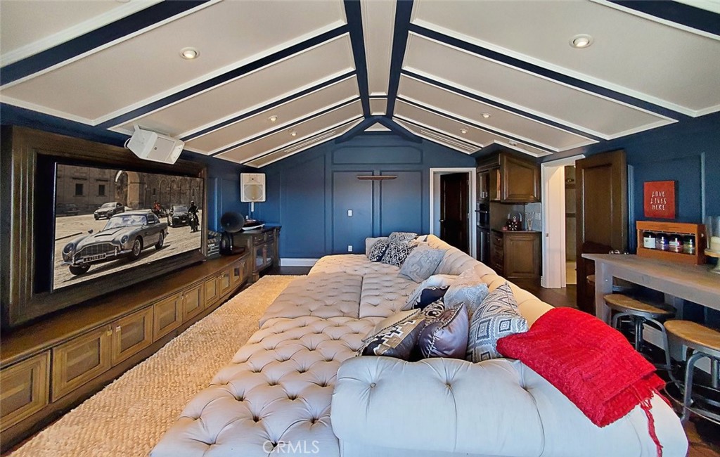 Admiralty Island (HADM) - Residential