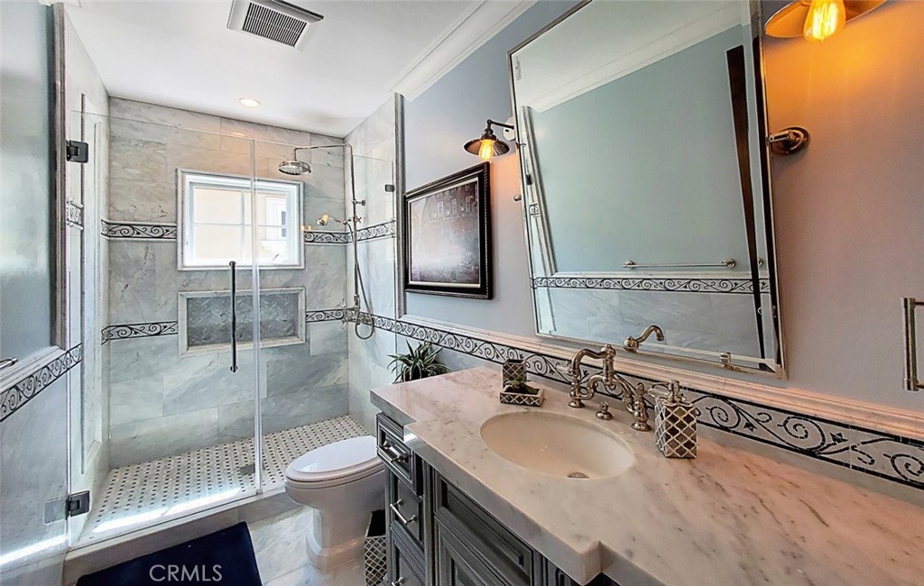 Admiralty Island (HADM) - Residential