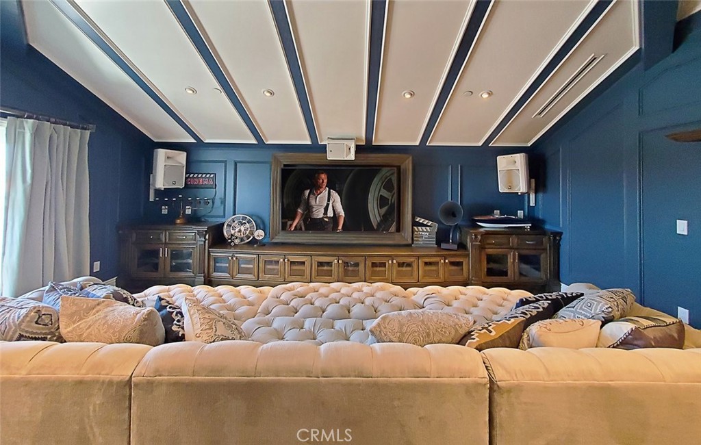 Admiralty Island (HADM) - Residential