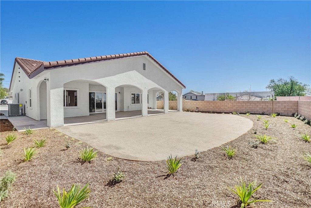 listing image 130727028346547322831
