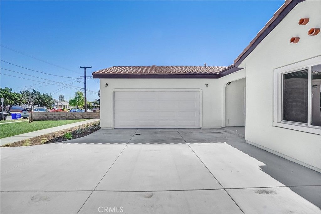 listing image 130725301636155780913