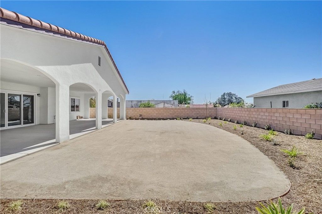 listing image 130723101800448165955
