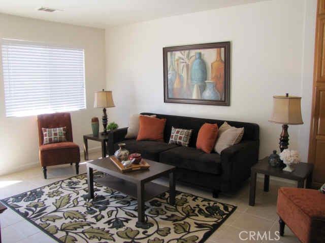 Downstairs unit with small private back yard area, laundry room on premises, covered carport parking, close to schools/shopping/baseball field/Lime Street Park, HVAC, stove, granite countertops, tile flooring and carpet, Small Inside Pets Considered w/renters insurance and pet deposit. Available by 1/1/2018 *Furniture not included* Association Amenities: Laundry Landscaping: Natural Special Features: None