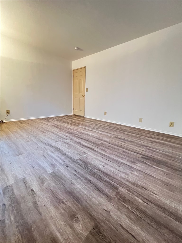 Photo 10 of 24 of 204 E Plymouth Street 19 townhome