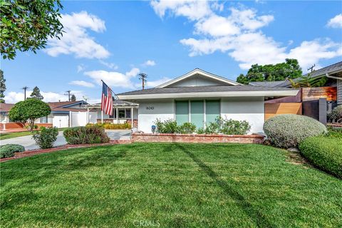 A home in La Mirada