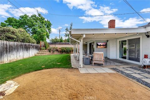 A home in La Mirada