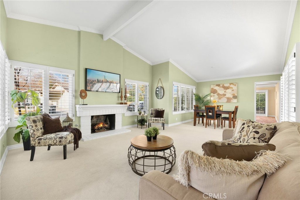 1134 Woodside Drive
