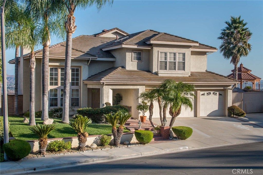 listing image 130728057801544276847