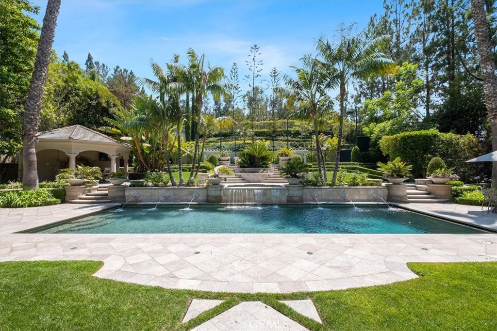 Nellie Gail (NG) - Residential