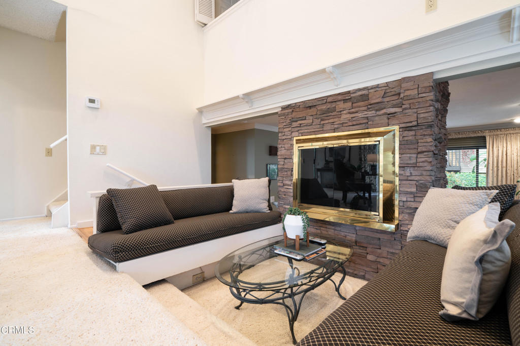 Photo 7 of 43 of 2306 Rosecrest Drive townhome