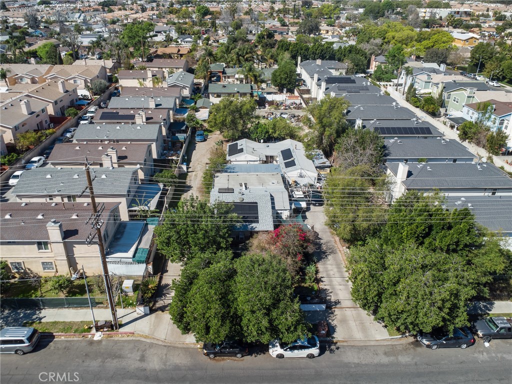 9237 Cedros Avenue