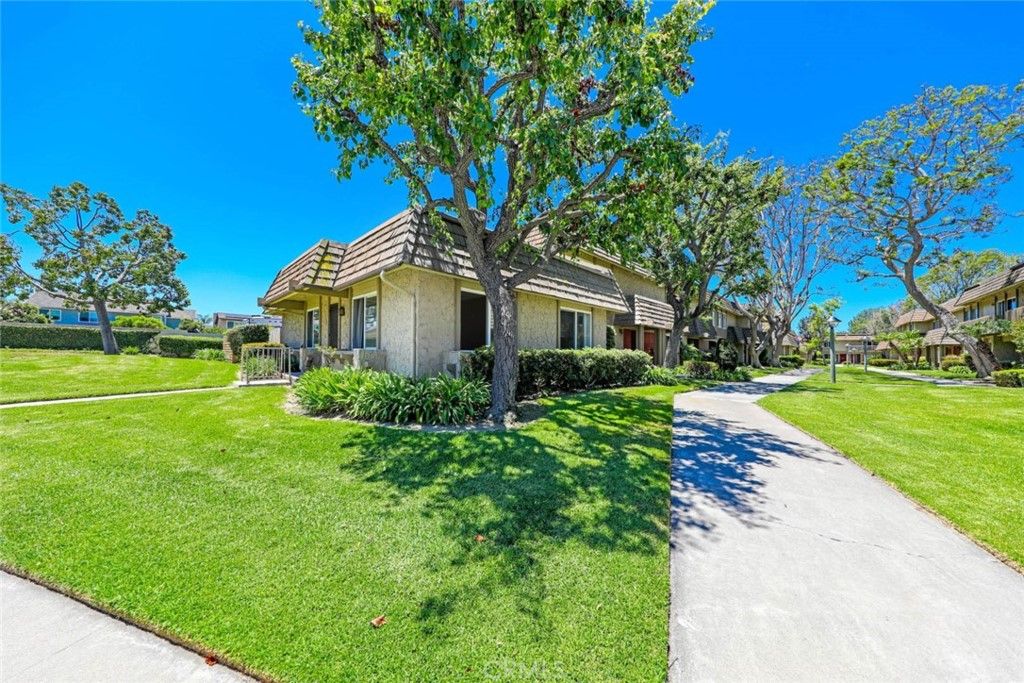 listing image 130724326944582738481