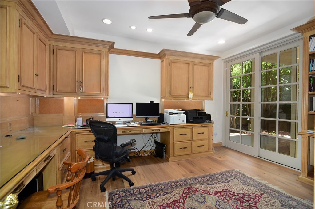 ,Agoura (850) - Residential