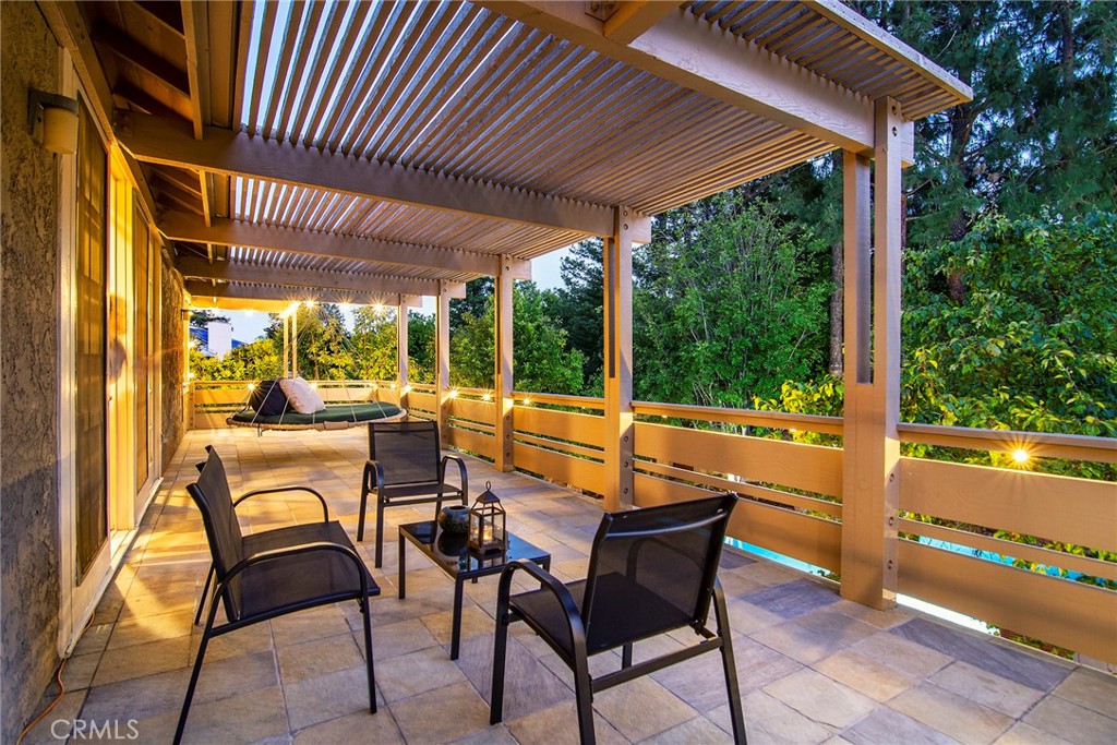 ,Agoura (850) - Residential