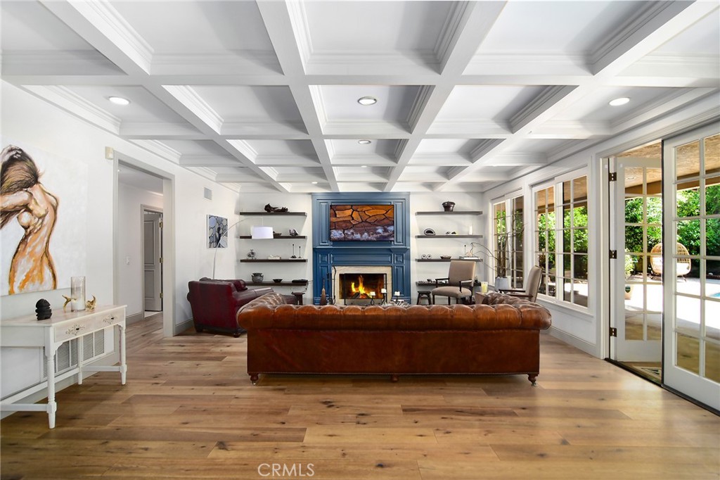 ,Agoura (850) - Residential