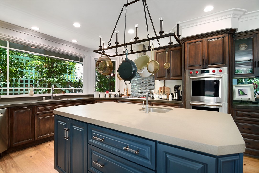 ,Agoura (850) - Residential