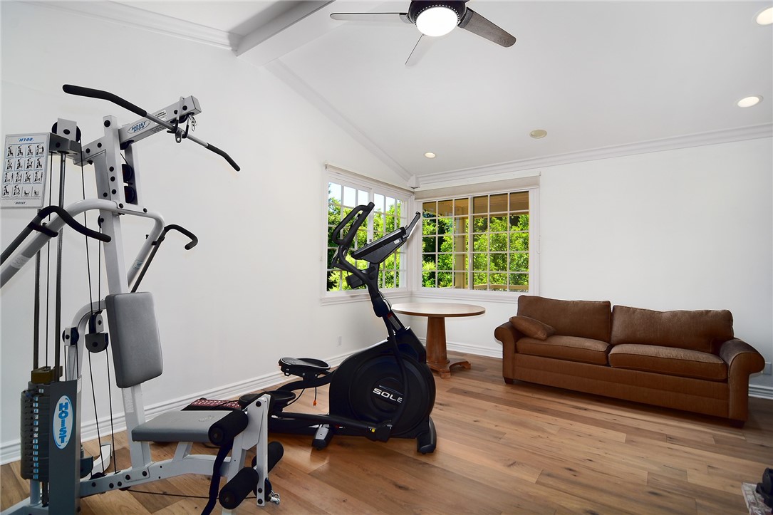 ,Agoura (850) - Residential