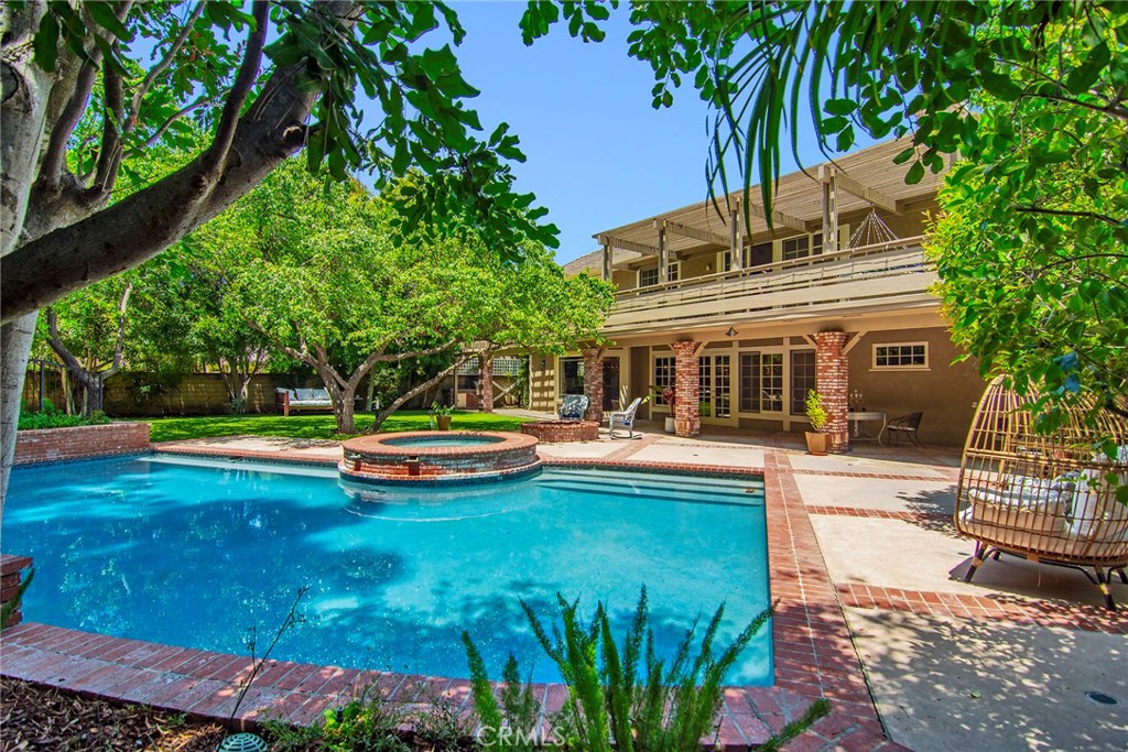 ,Agoura (850) - Residential