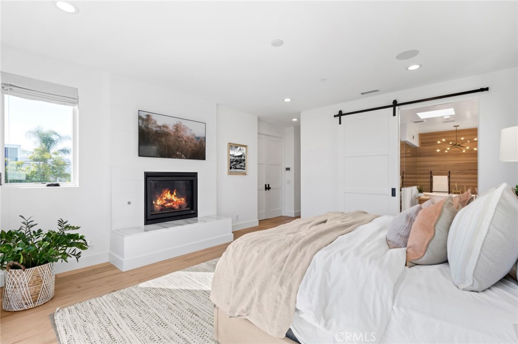 Newport Heights (NEWH) - Residential