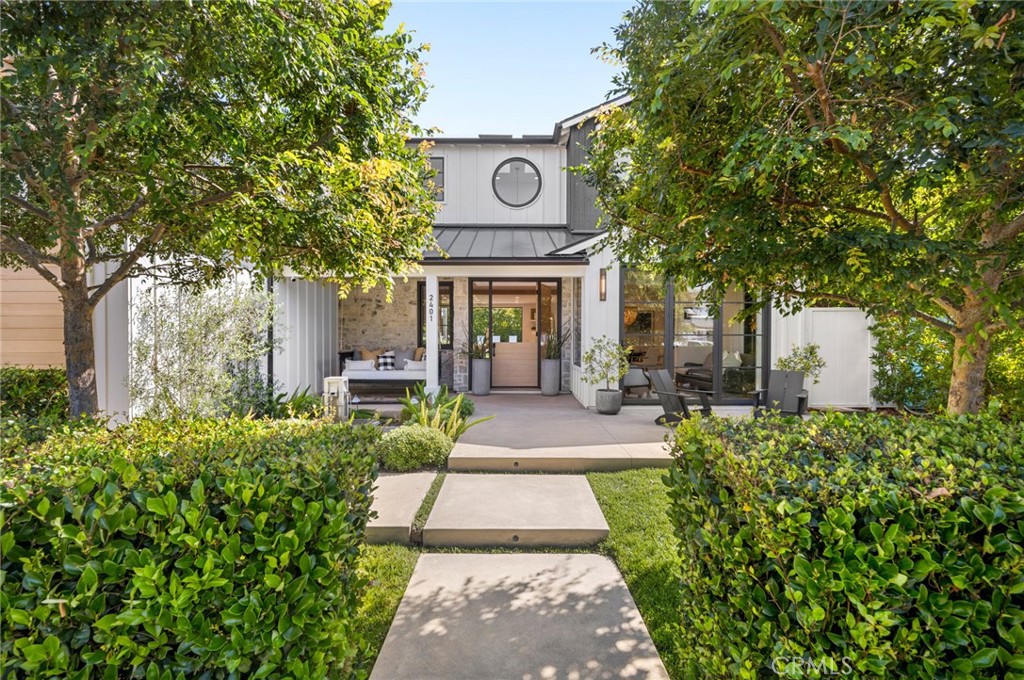 Newport Heights (NEWH) - Residential