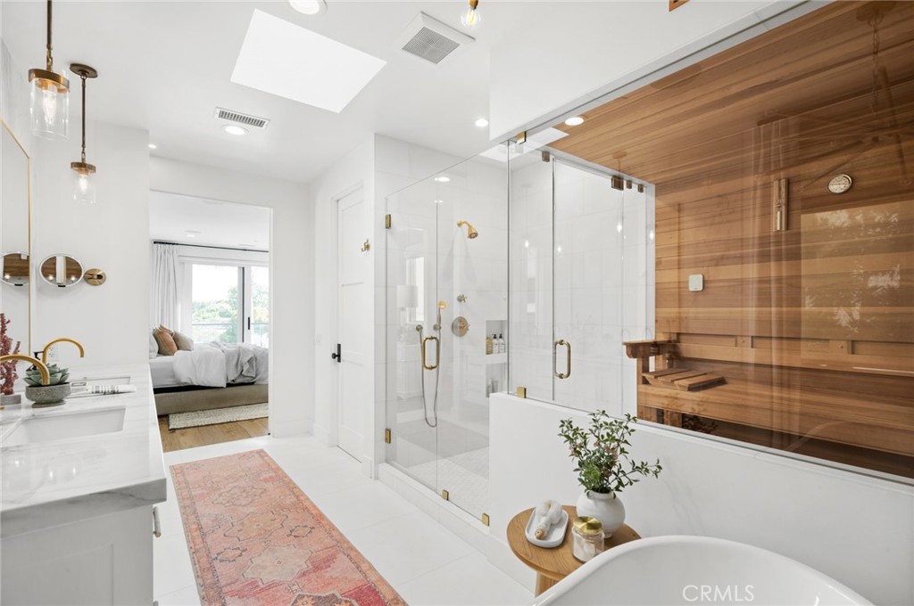 Newport Heights (NEWH) - Residential