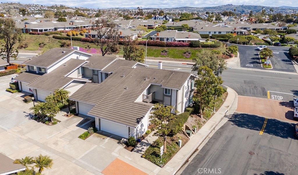 listing image 50